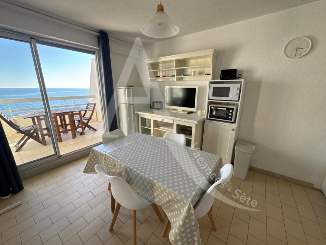 40 M², 1Ere Ligne Mer, Dernier Etage Avec Ascenseur Sète Exterior foto